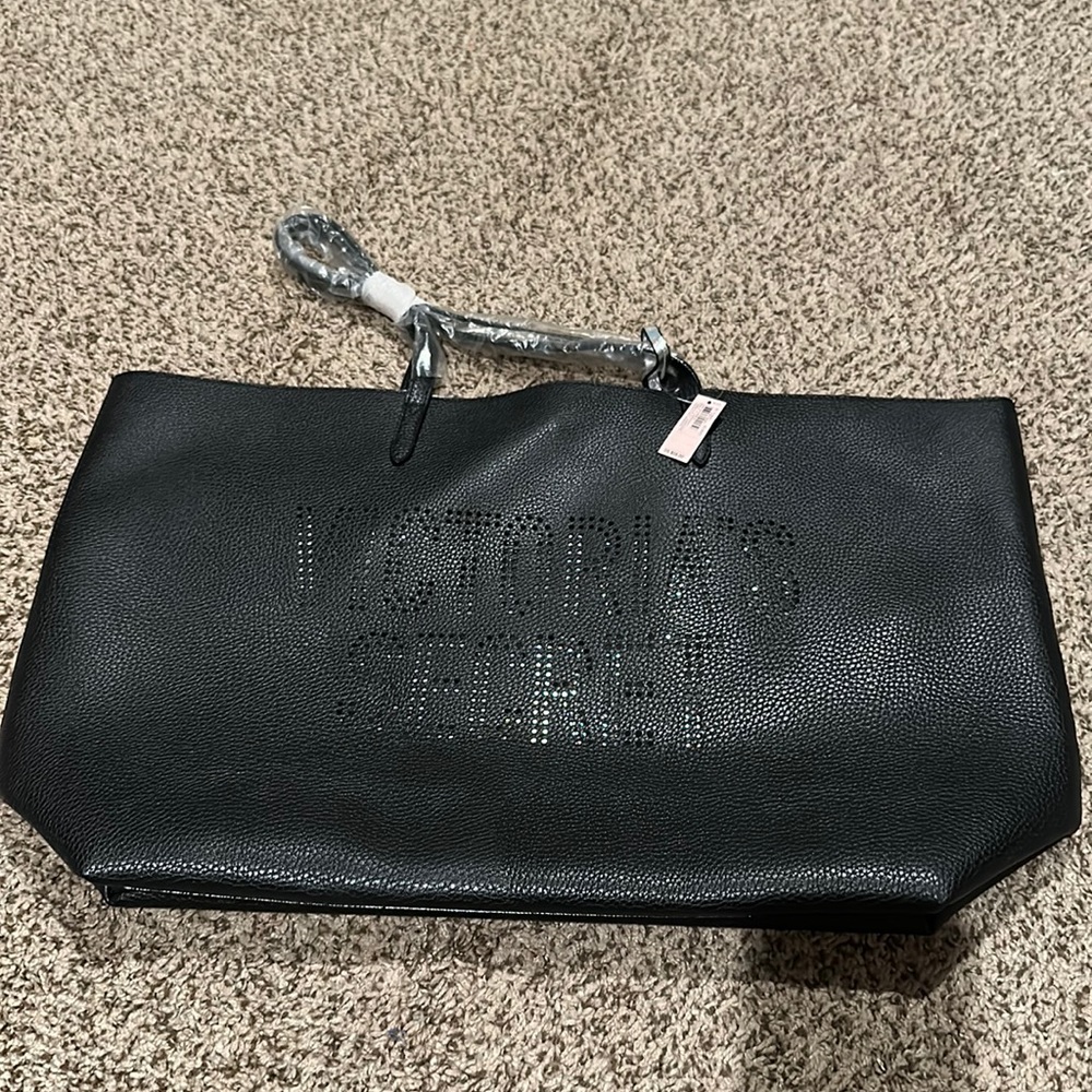 New with tags Victoria secret tote bag
